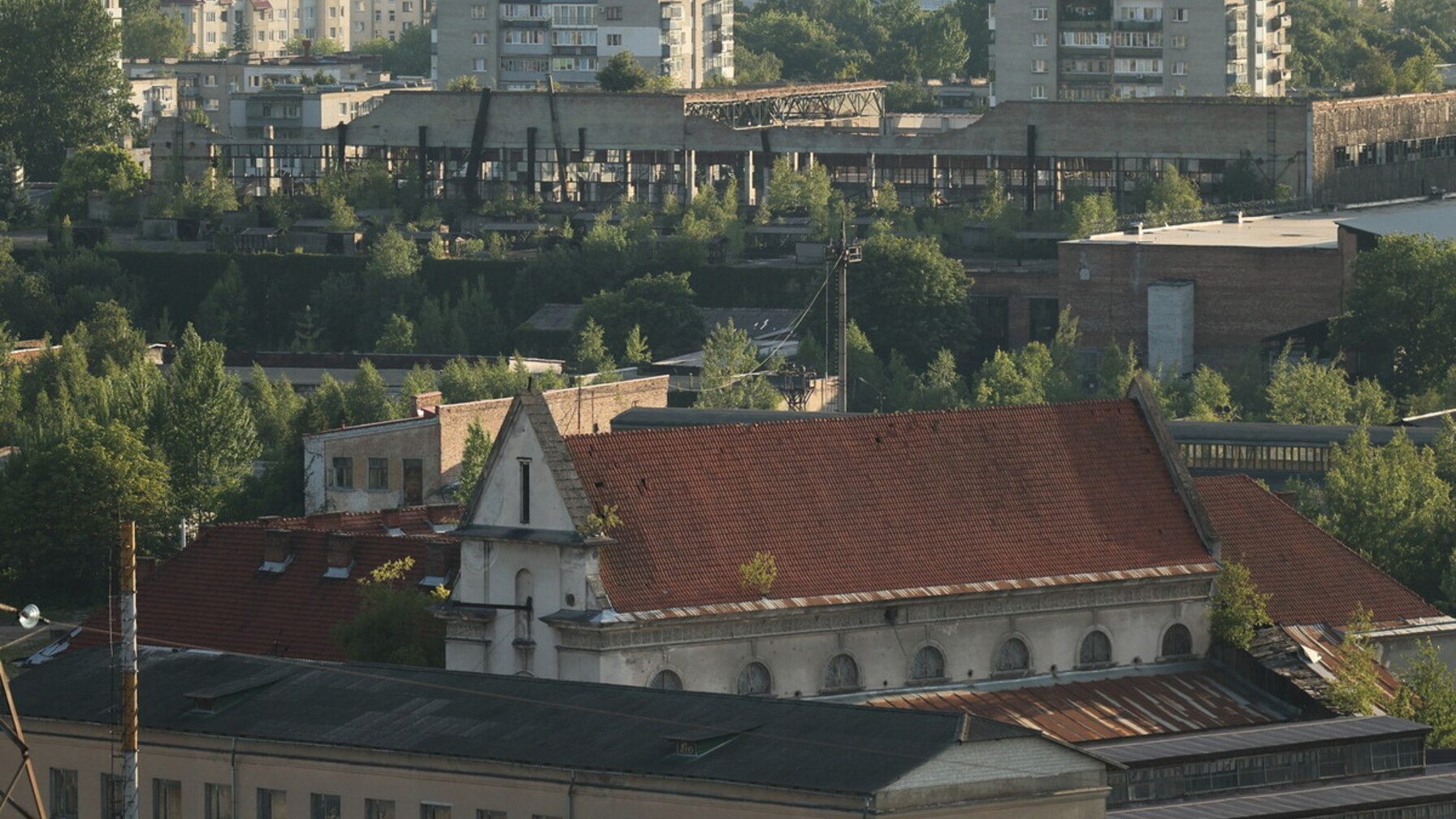 Львівська міськрада звертається до Мінкульту щодо передачі громаді культової споруди на території ЛАЗу