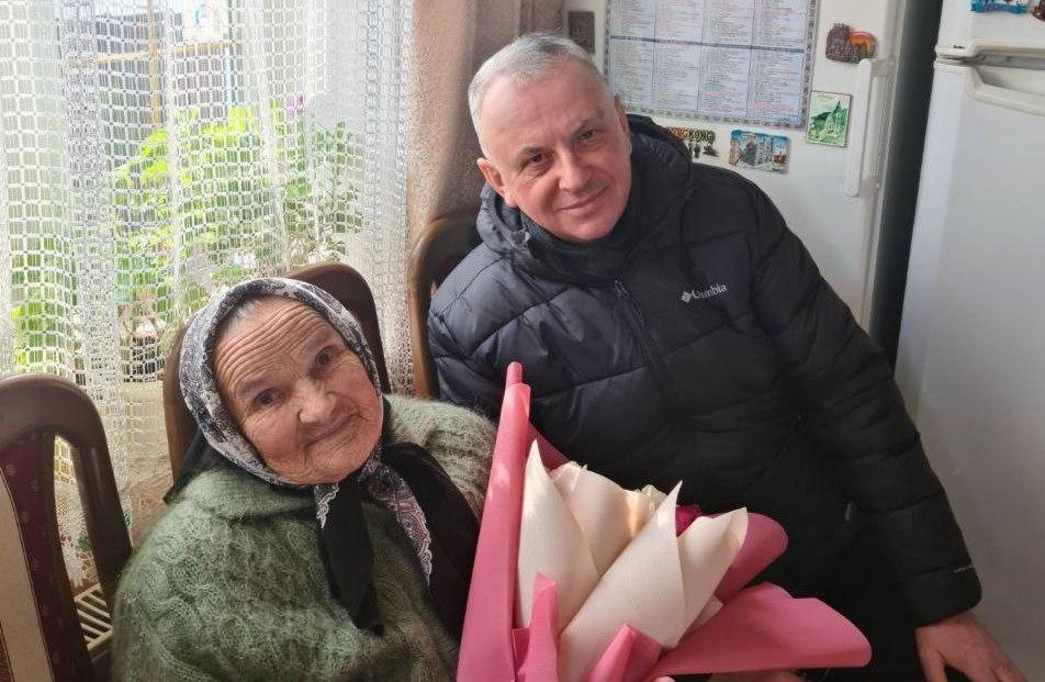 Сторінка довголіття: Марія Кіцул із Прикарпаття відсвяткувала 101-ий день народження