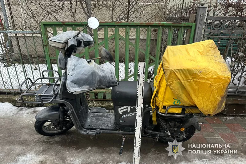 Трагедія на мопеді: Тернопільський юнак зазнав серйозних травм у дорожній пригоді