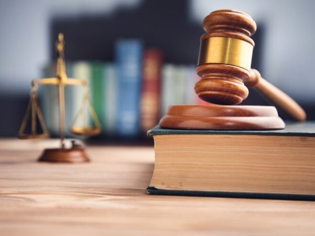 Зловісне правосуддя на Борщівщині: пенсіонер засуджений за смертельну травму сусідки