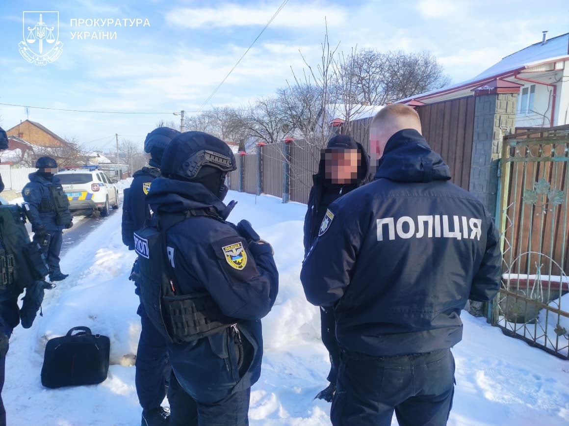 Двох осіб на Тернопільщині судитимуть за спроби впливу на посадовців ТЦК