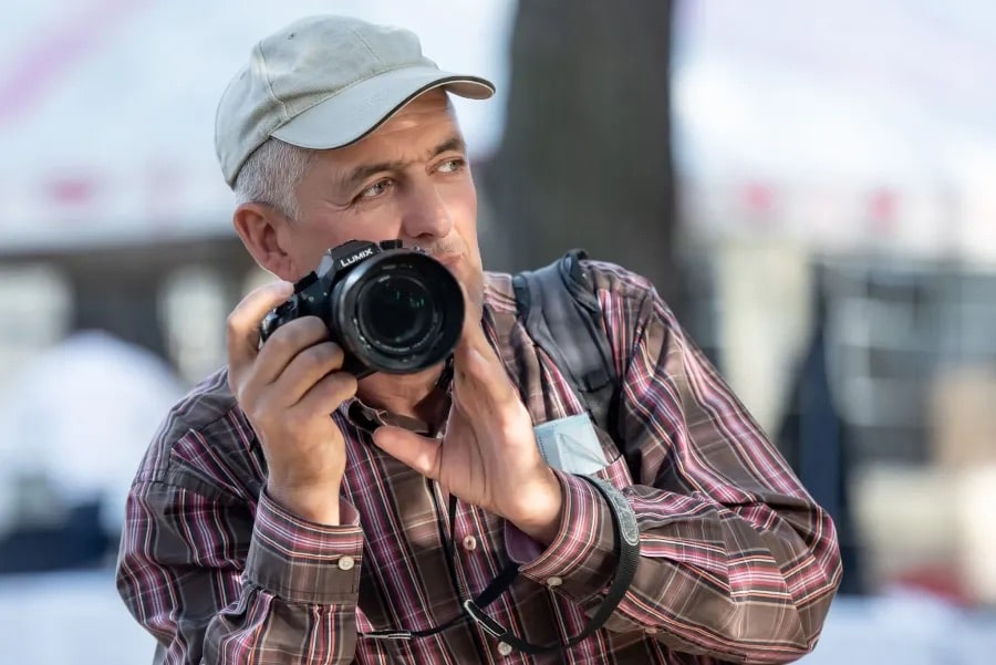 Франківський суд виніс вердикт: підліток сплатить штраф за напад на фотографа Юрія Рильчука