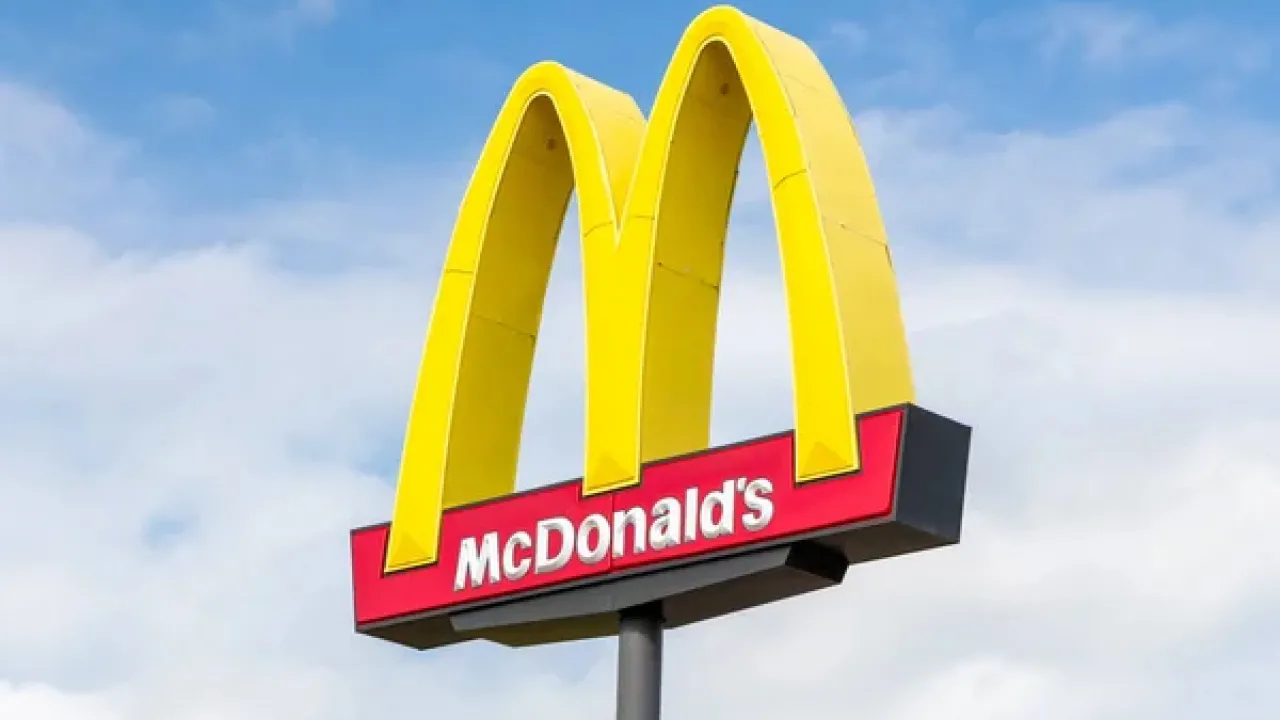 Неймовірне повернення: McDonald’s знову в Харкові за участі Говарда Баффета