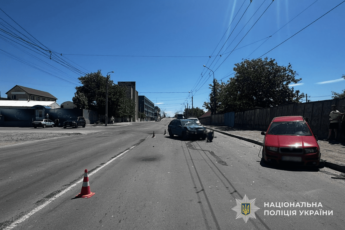 Смертельний розрив: криваве ДТП на вулиці Бродівській у Тернополі – двоє постраждалих водіїв у важкому стані.