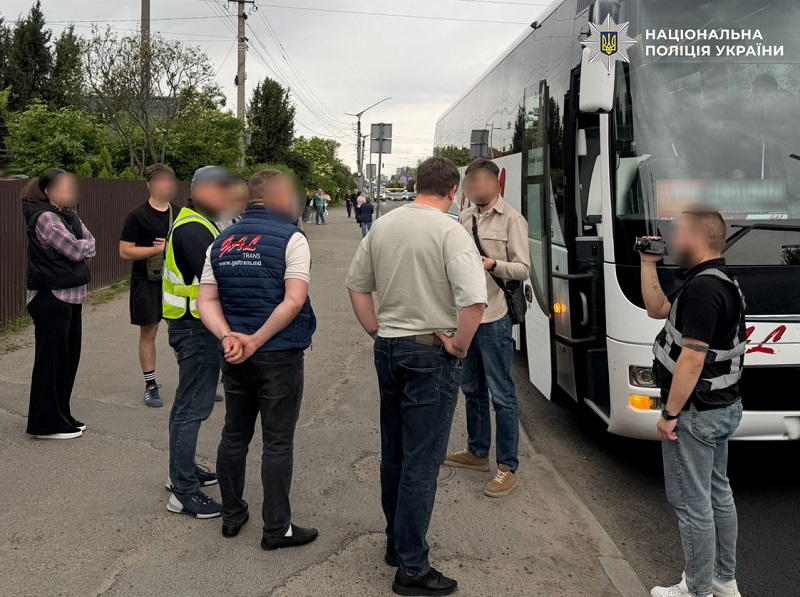 Львівська поліція викрила міжнародну мережу торгівлі людьми для сексуального рабства