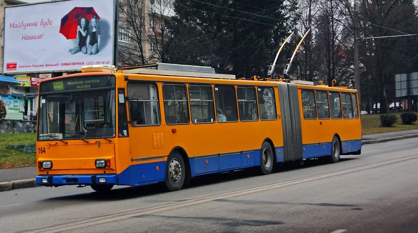 Очікувані строки підвищення вартості проїзду в Тернополі: міська рада оприлюднила терміни