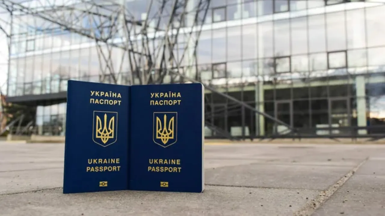 Перепустка в обмеженому доступі: хто не зможе перетнути кордон під час воєнного стану