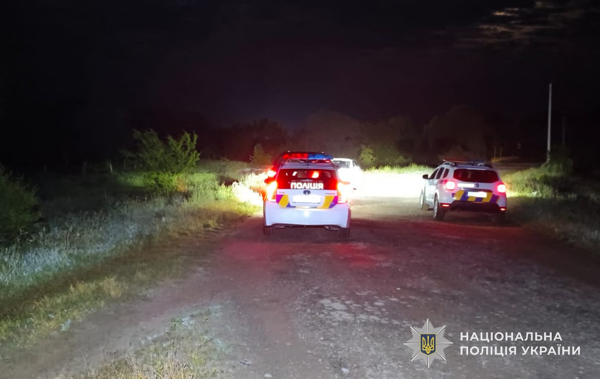 “Пиятика обернулася трагедією: на Львівщині п’яний водій втратив керування та перекинувся, двоє людей у лікарні”.
