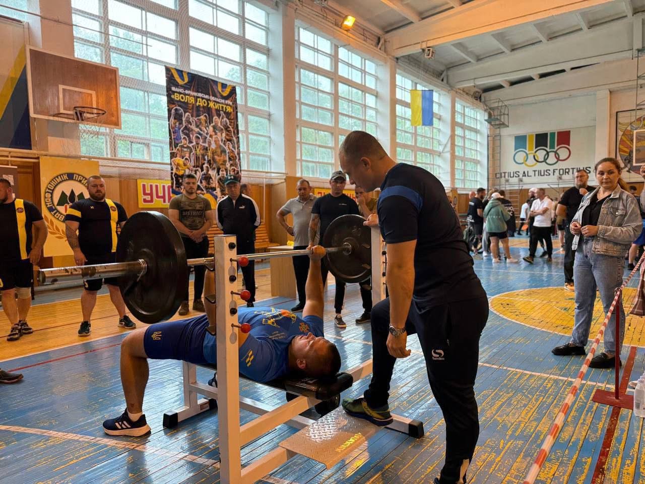 Всеукраїнські спортивні ігри "Воля до життя" для ветеранів і військових у Тлумачі