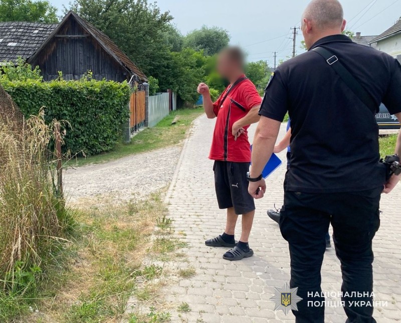 На Стрийщині 27-річного чоловіка підозрюють у смертельному побитті односельця