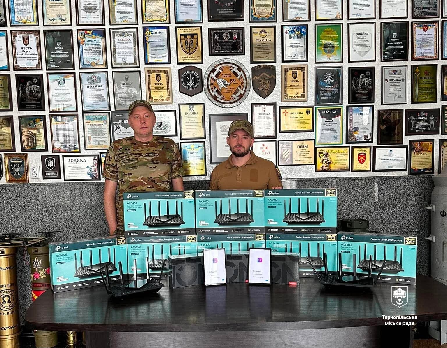 Підтримуючи оборону: Тернопільщина передає техніку 71-й бригаді ЗСУ