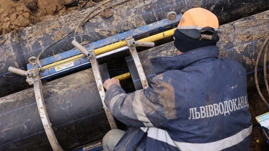 Садовий наказує: “Львів’яни, збережіть воду!” – заклик мера проти нестачі водних ресурсів у місті