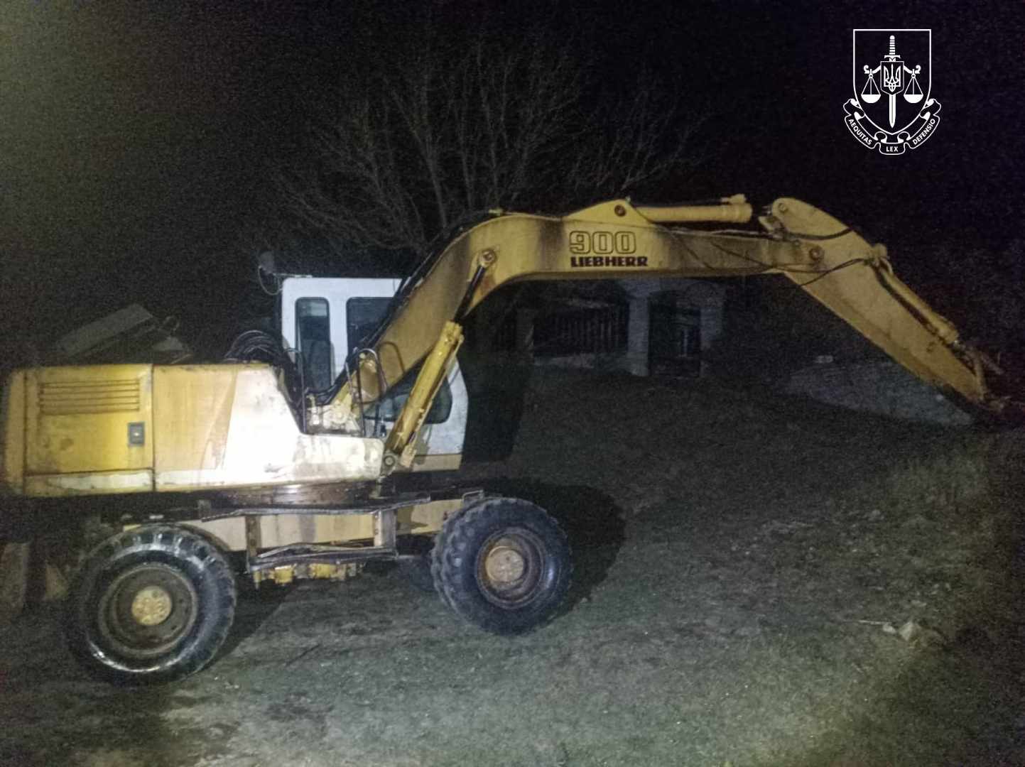 Незаконний гравійний видобуток на Лімниці: Прикарпатець змушений сплатити 17 000 грн штрафу за екоправопорушення