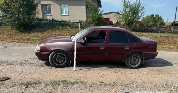 Нічні автопригоди: Втеча п'яного тернополянина з двома краденими авто завершилася ДТП