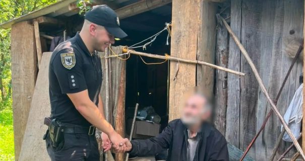 Прикарпатський пенсіонер заблукав, шукаючи воду: 76-річного чоловіка врятували рятувальники