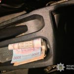 Пияцький бешкет у Білецькій громаді: нетверезий водій кинув 5 тисяч у патрульне авто