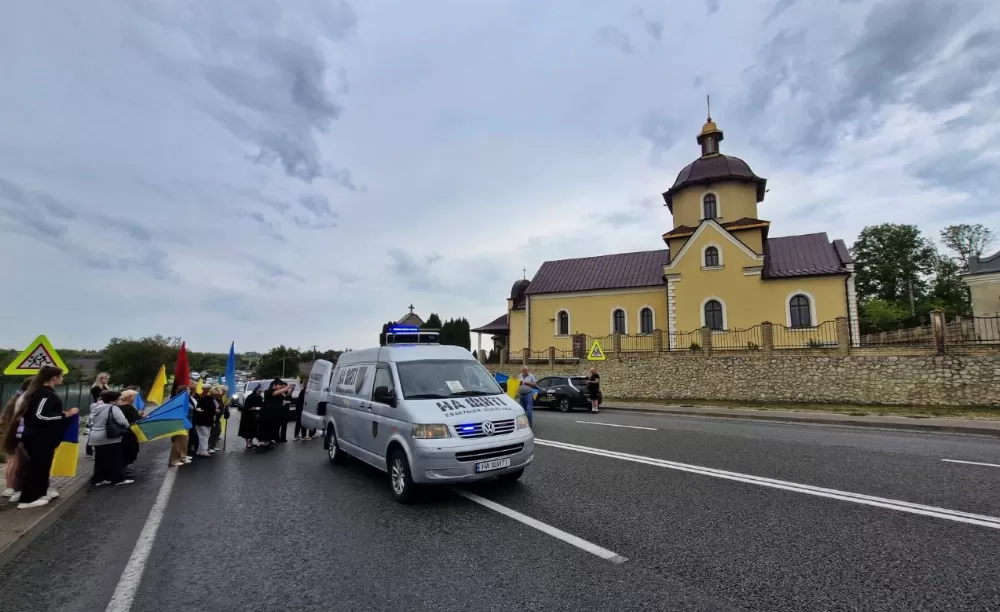 Тернопільська громада стала на захист Героїв: гідний супровід полеглих воїнів за межами “На Щиті”
