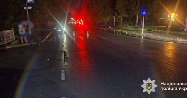 Трагедія в Карпатах: іномарка зірвала юне життя