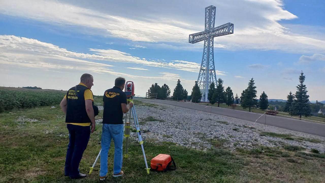 Унікальна назва: «Старунський хрест: символ національної спадщини України визнано найвищим у країні»