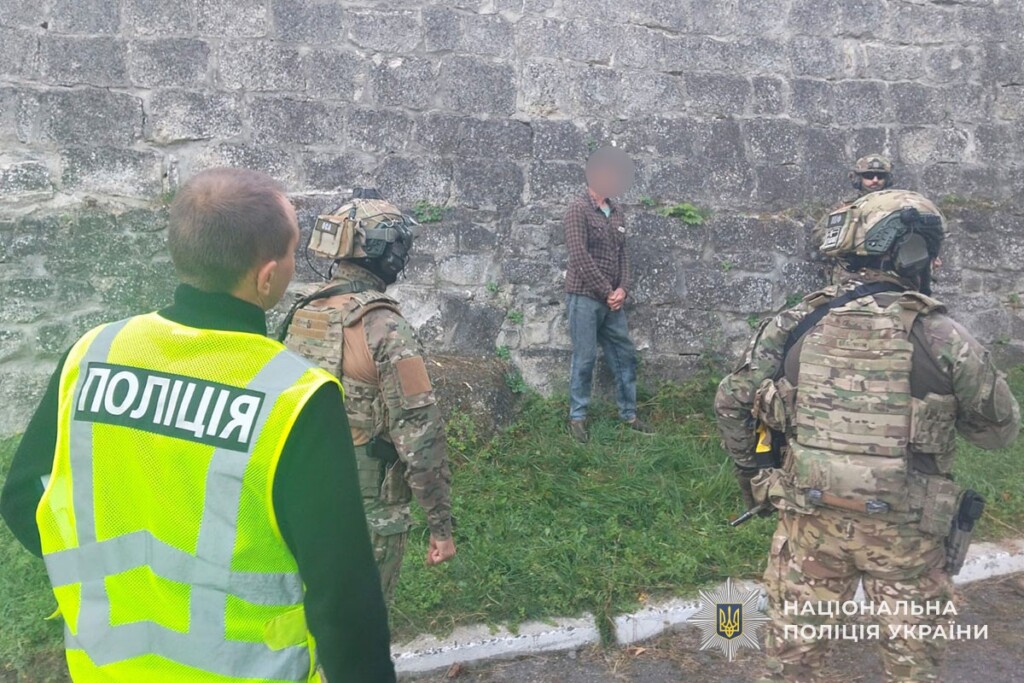 Житель Збаража торгував забороненою зброєю за 20 тисяч гривень