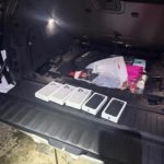 Стрічка новин: Франківчанин контрабандою переправив через «Шегині» 4 iPhone 18 Pro Max