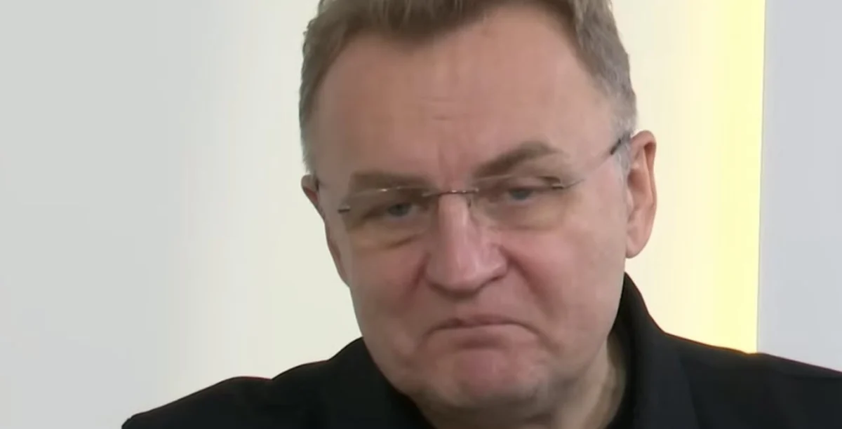У Львові розгорівся скандал: громадськість обурена новим укриттям у центрі міста (ВІДЕО)