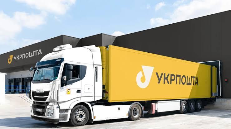 Унаслідок повітряних тривог «Укрпошта» переосмислює підхід до обслуговування клієнтів